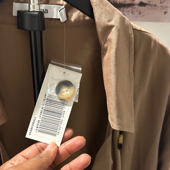 BNWT JustFab Brown Trench Coat 🧥 - Picture 4 of 9